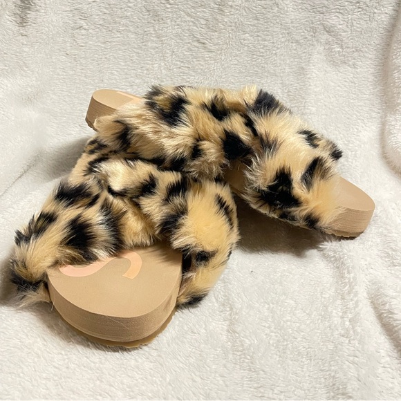 TOMS faux fur leopard slippers - Picture 3 of 4